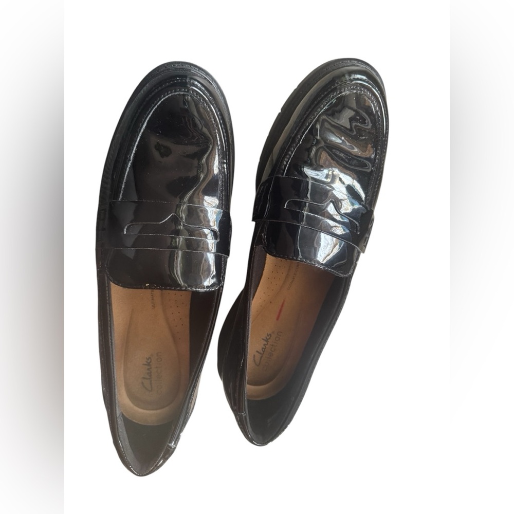Clarks Women's Westlynn Ayla Round-Toe Penny Loafers - Picture 3 of 10